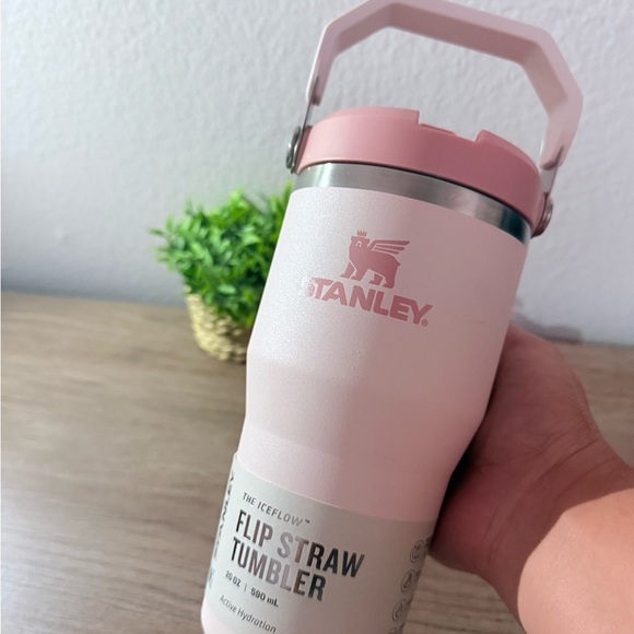 Stanley IceFlow Pink Tumbler with Flip Straw - Picture 2 of 4